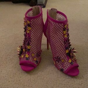 Jessica Simpson multi color pumps size 7.5